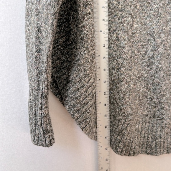 Stitchfix Poncho Sweater NWT Leo & Nicole Womens XS Grey Soft Cozy Knit Pullover - Picture 14 of 15